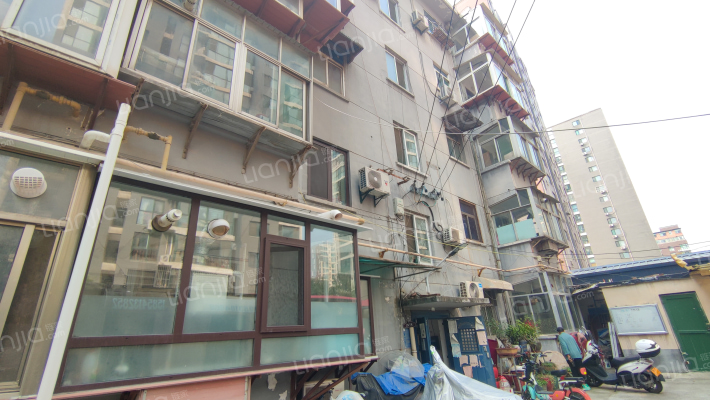 交警宿舍外景图