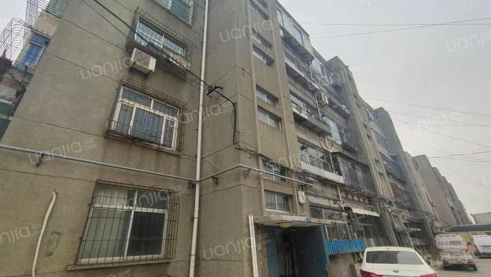 新港路小区外景图