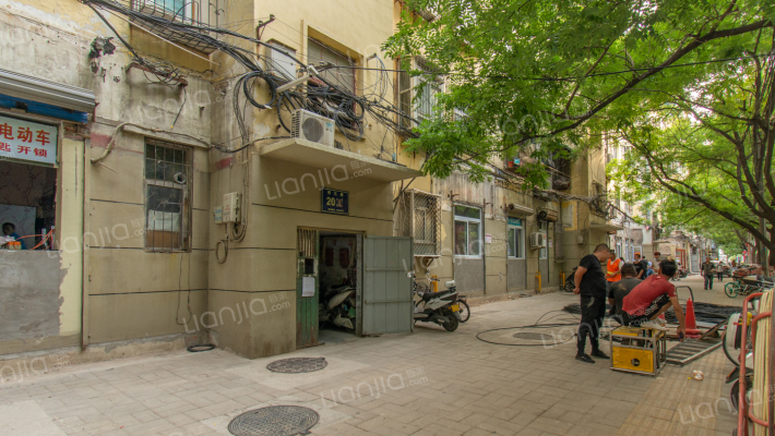 纬三路20号外景图