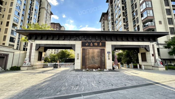 水晶榕著外景图