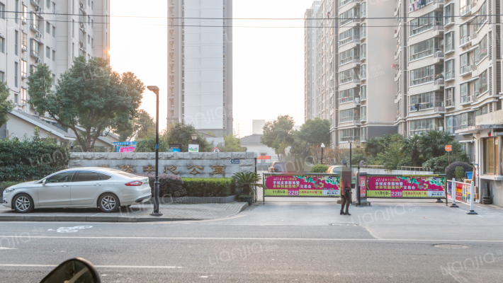 奥体中心公寓外景图