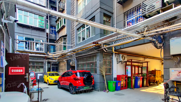 陕西省建筑总公司家属院外景图