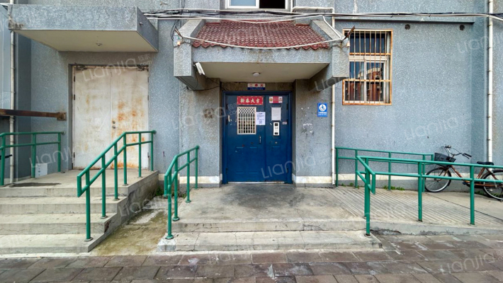 拱辰家园外景图