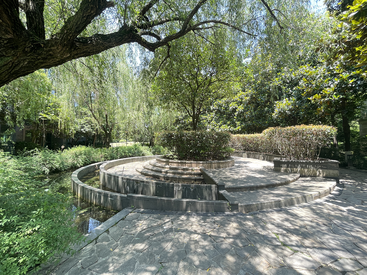 南岸花城小区实景 13