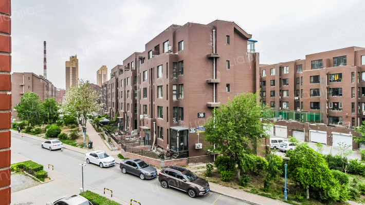 咖啡小镇南区外景图