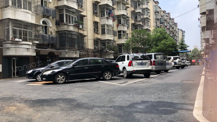 丽湖花园外景图