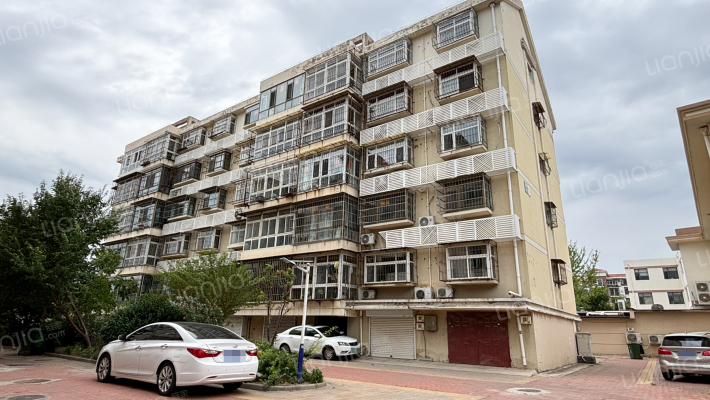 泰和公寓外景图