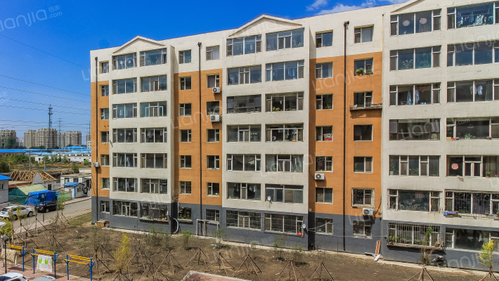 新月山庄C区外景图