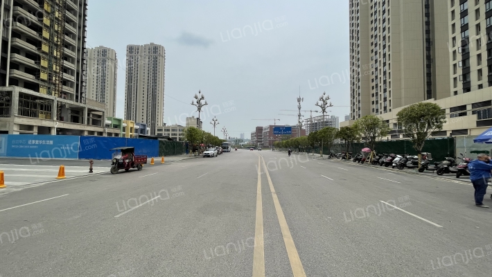 绿地海格公馆外景图