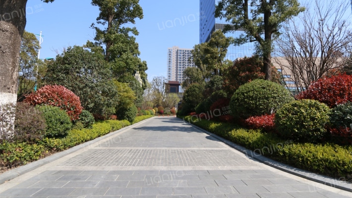 万达广场外景图