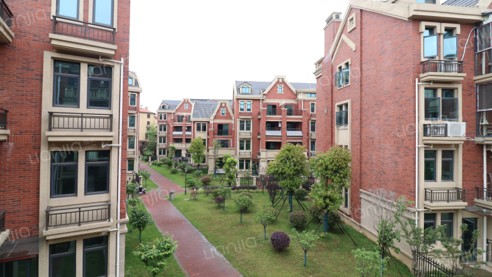 德成红墅外景图