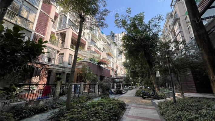 金域中央四期外景图