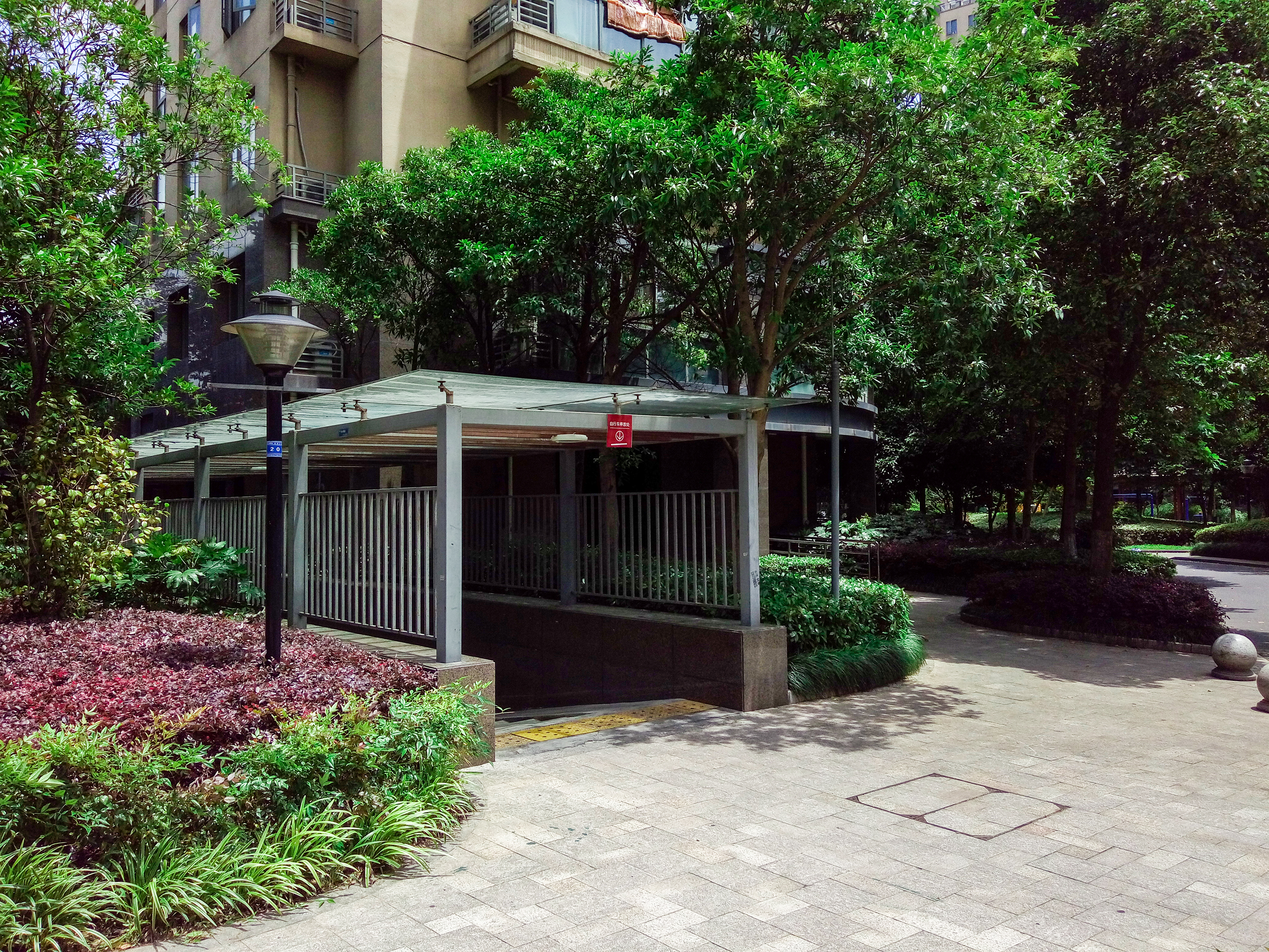 红街公寓小区实景 8