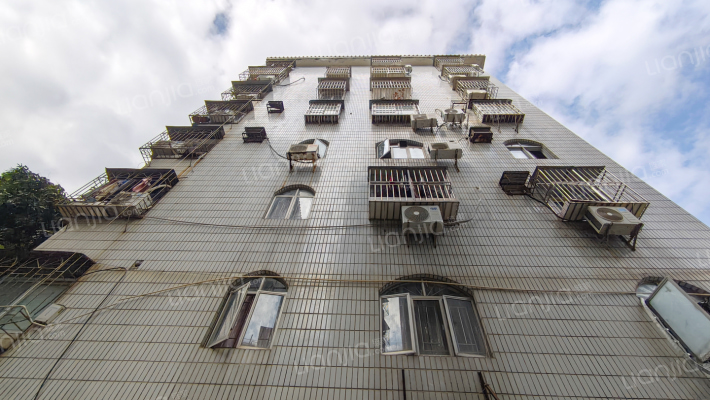 向西华侨新村外景图