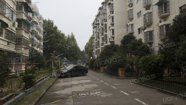 江南公寓外景图