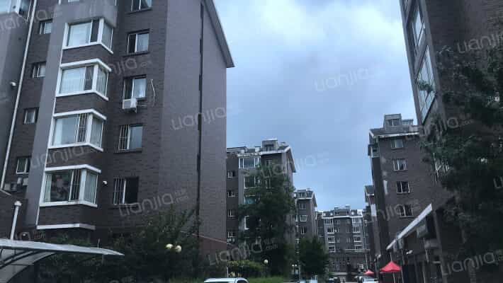 河畔花城二期外景图