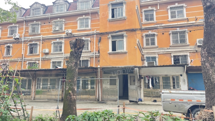 港城新村外景图