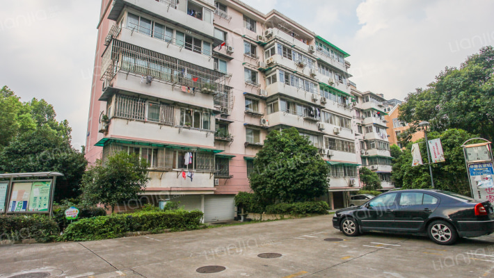 海警公寓外景图