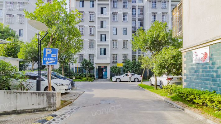 溪岸家苑外景图