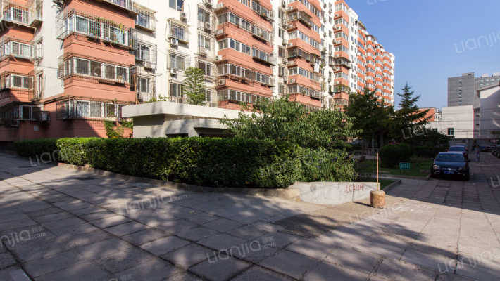 新德街35号院外景图