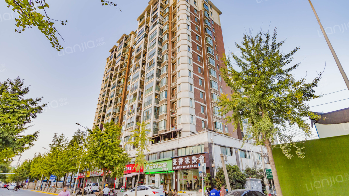 福地华庭外景图