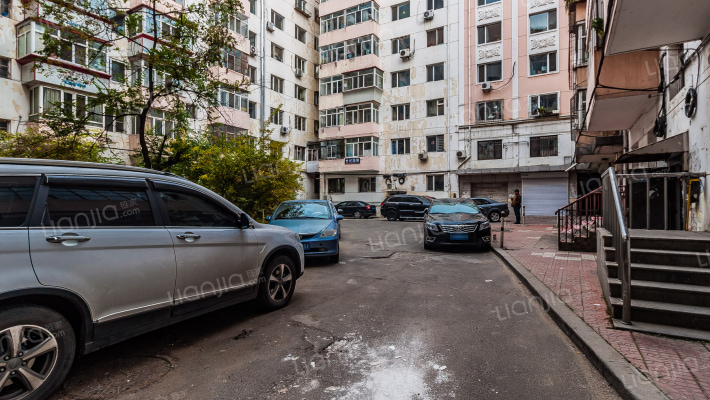 经纬五道街外景图