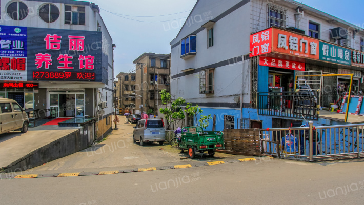 雅戈尔大道193号外景图