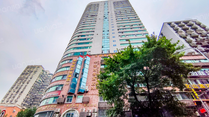 华安大厦外景图