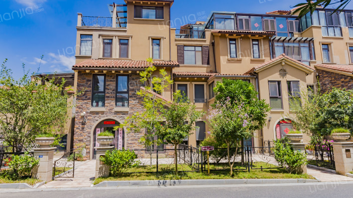 荣盛观湖郡外景图