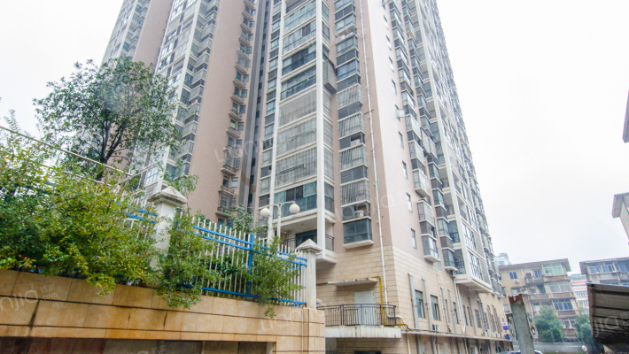 曙光领峰外景图