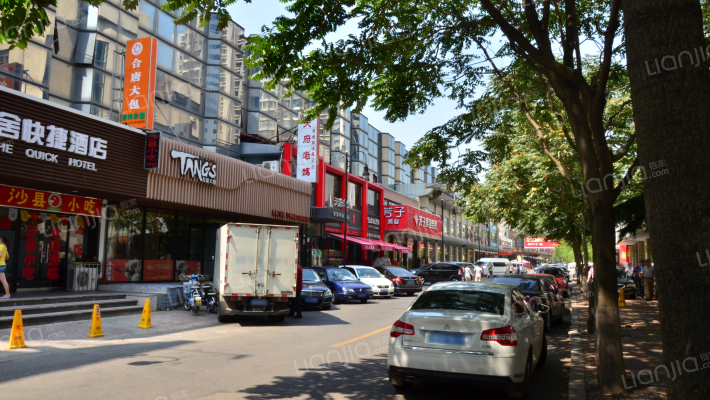云霄路商业外景图