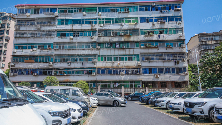 解放路736弄外景图