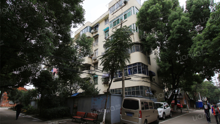 锻压机床厂北区外景图