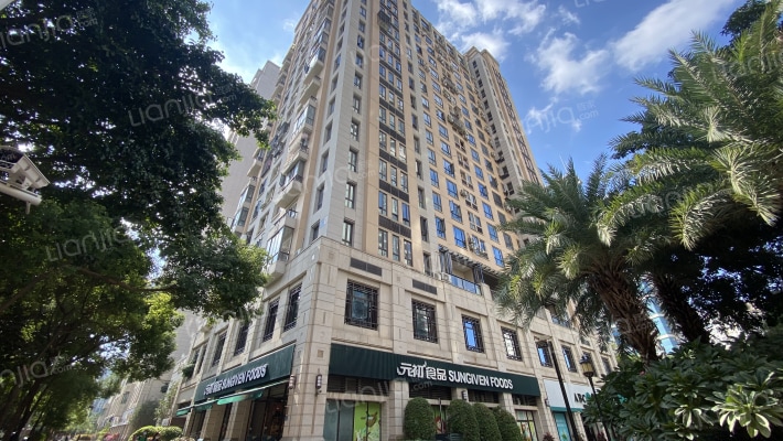 信和中央广场外景图