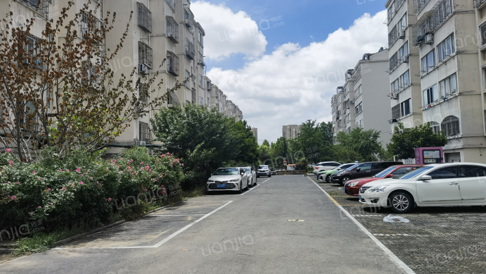 石沟小区外景图