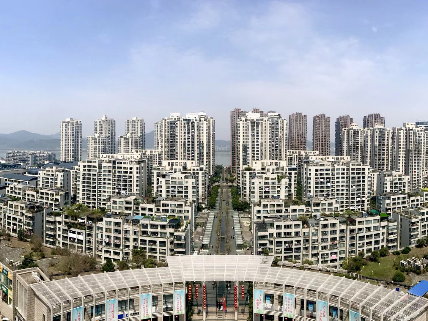 彩虹城小区实景 8