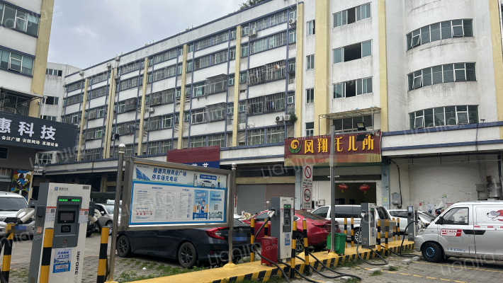 凤翔商业广场外景图