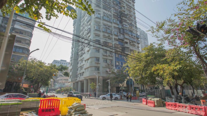 光华大厦外景图