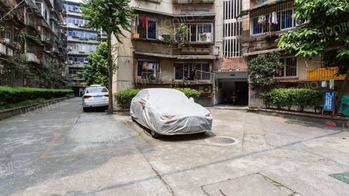 一环路南三段64号外景图