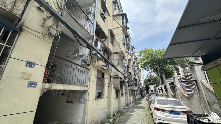 汉阳大道574号外景图