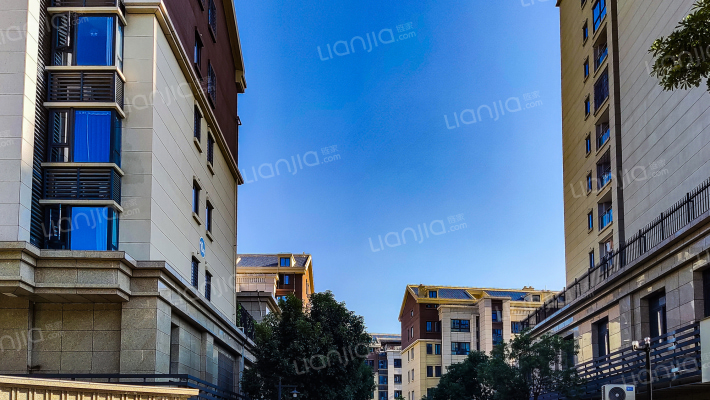 天玺华庭外景图