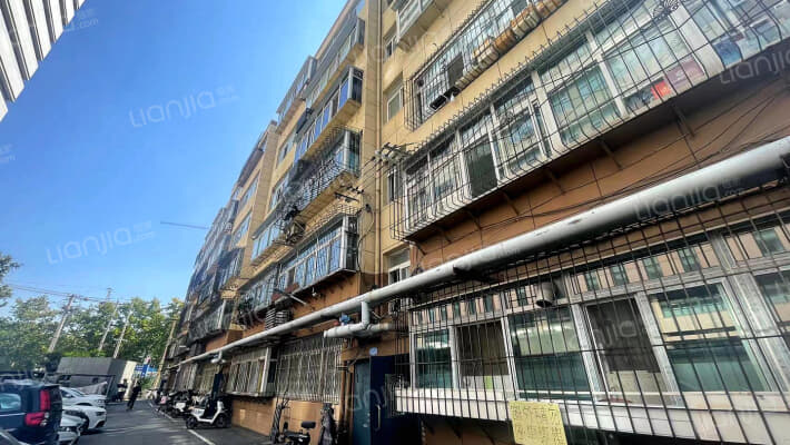 交通医院宿舍南新楼外景图