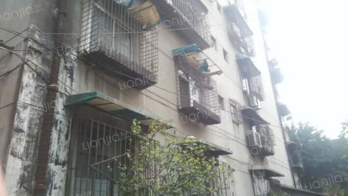 东方公司宿舍外景图