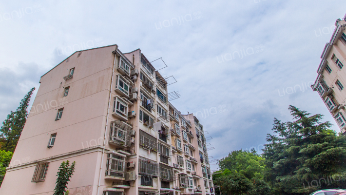 江川公寓外景图