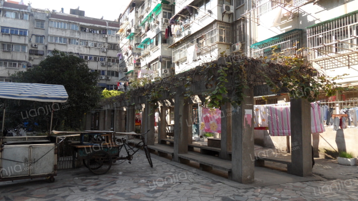 宁工新寓一村外景图