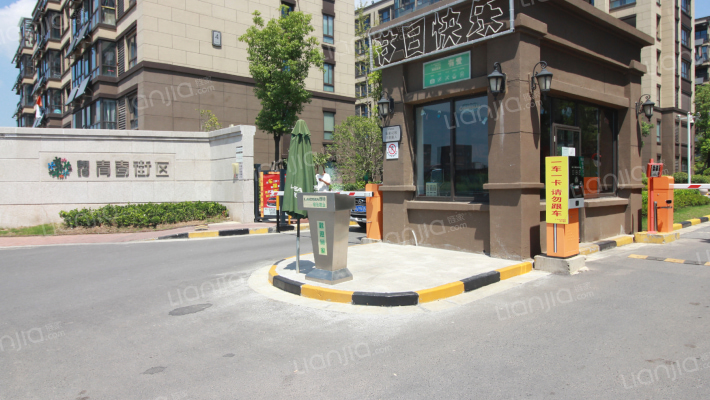 朗诗青春街区外景图
