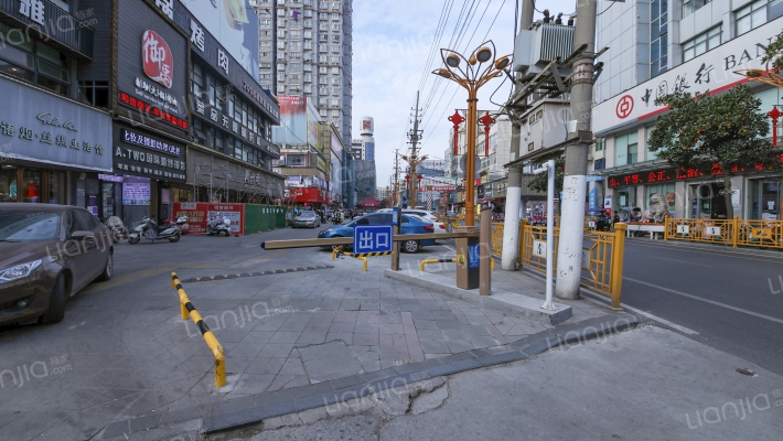 莲塘镇五一路外景图