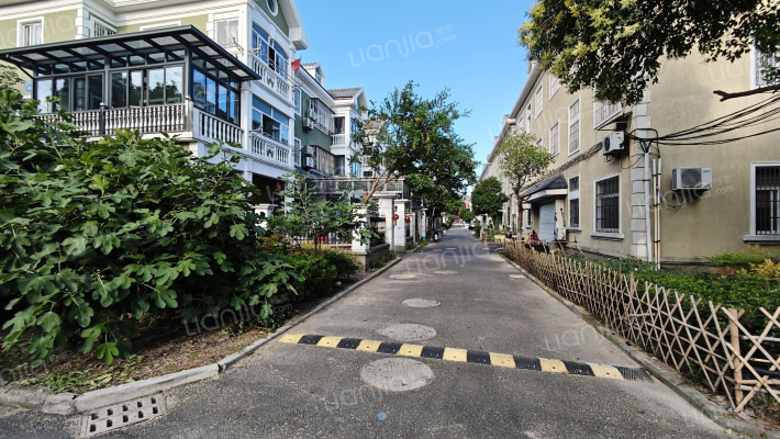 碧苑新村外景图