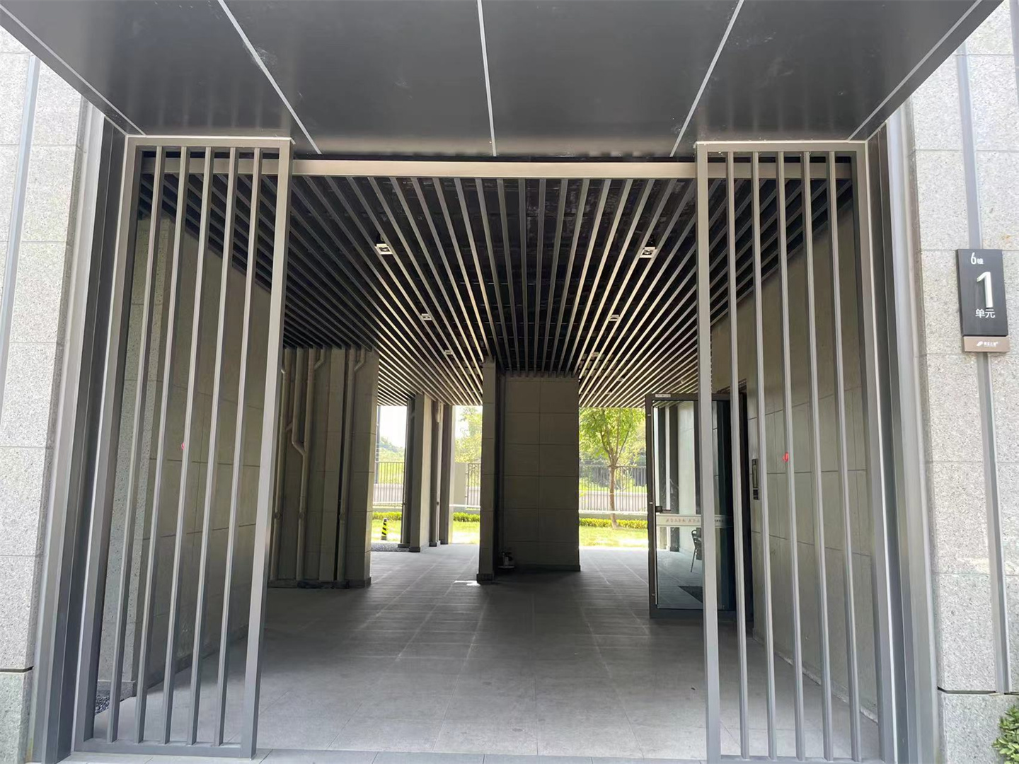 凤玺云著府小区实景 30