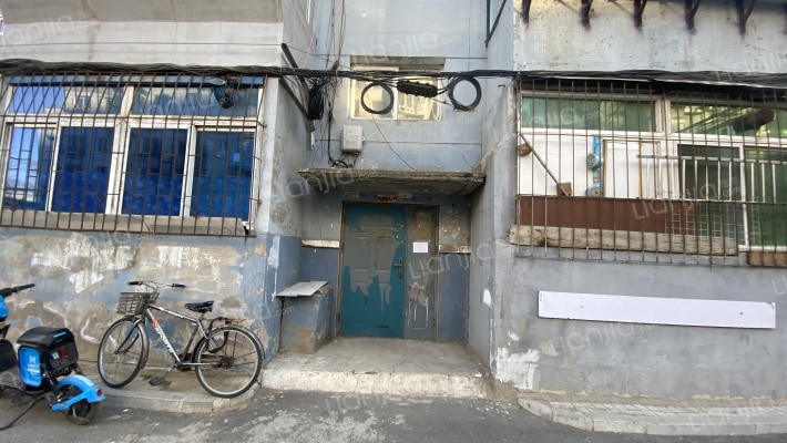 崇山小区外景图